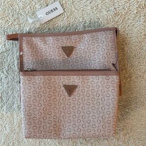 BRAND NEW. NEVER BEEN USED WOMEN’S DOUBLE MAKEUP BAGS.